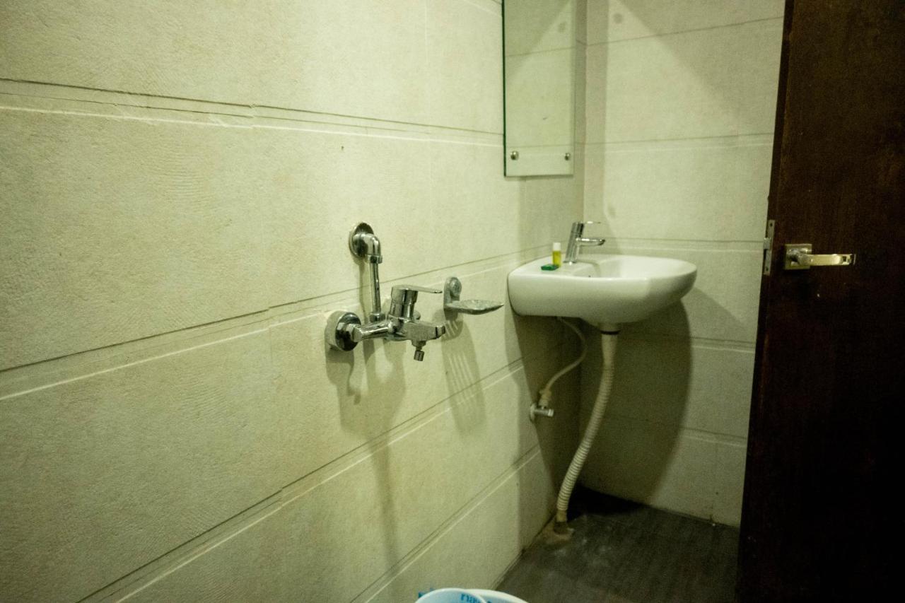 Vinayak Bhavan By Vinayak Hotels Brahmapur ภายนอก รูปภาพ