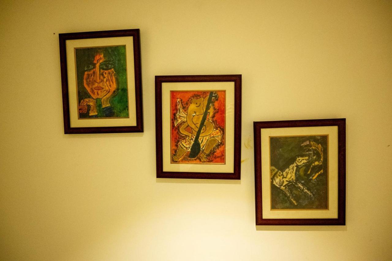 Vinayak Bhavan By Vinayak Hotels Brahmapur ภายนอก รูปภาพ
