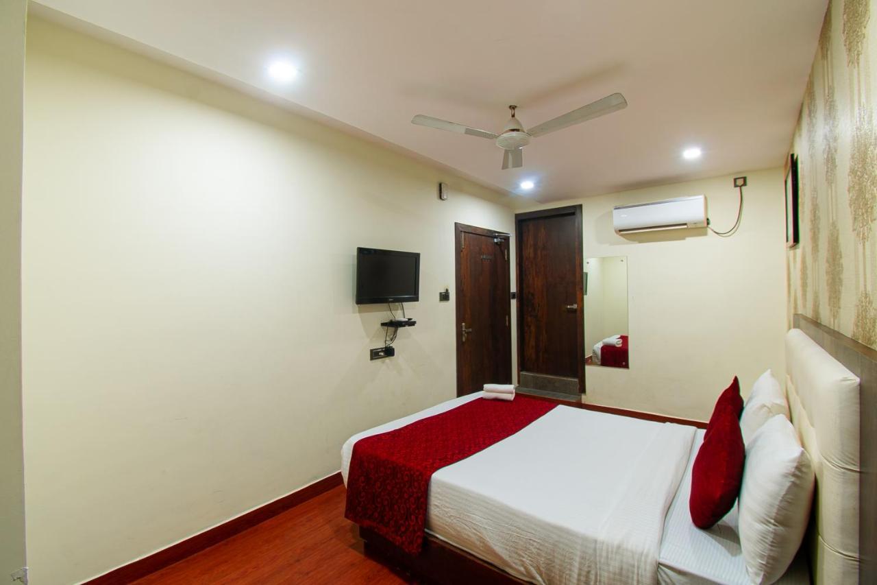 Vinayak Bhavan By Vinayak Hotels Brahmapur ภายนอก รูปภาพ